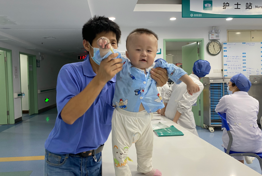 顺丰携手爱佑发起大病儿童医疗救助活动