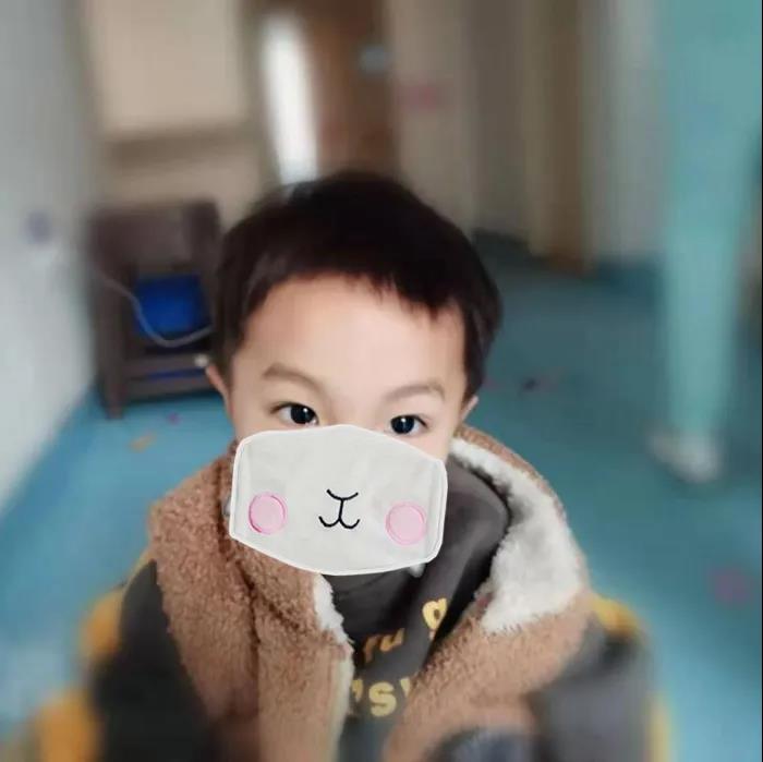 爱佑帮助先心病患儿“变身”奥特曼战胜疾病